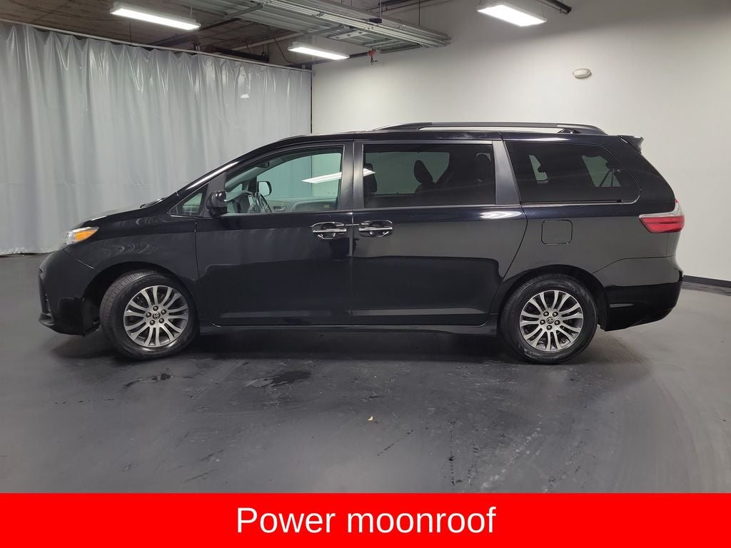 2020 Toyota Sienna XLE 7 Passenger