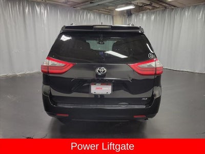 2020 Toyota Sienna XLE 7 Passenger