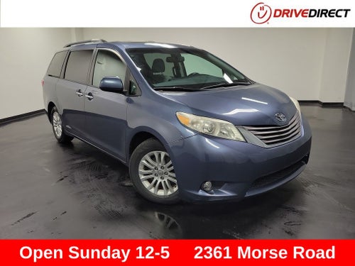 2017 Toyota Sienna XLE 8 Passenger