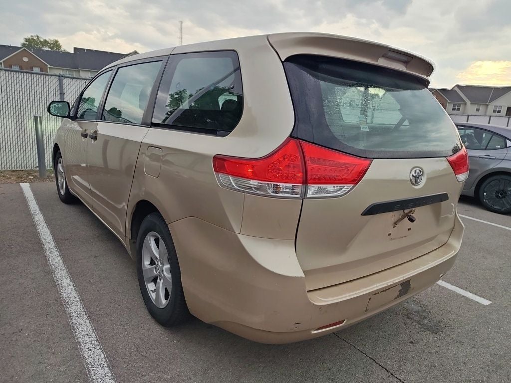 2013 Toyota Sienna L 7 Passenger