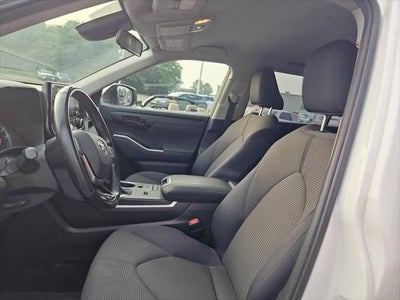 2020 Toyota Highlander LE