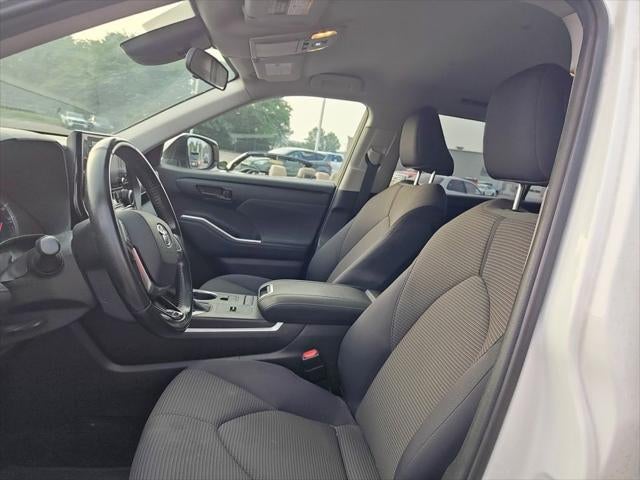 2020 Toyota Highlander LE