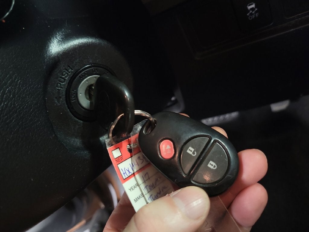2017 Toyota Tundra SR5 4.6L V8