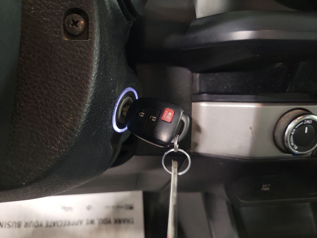 2017 Toyota Tacoma SR