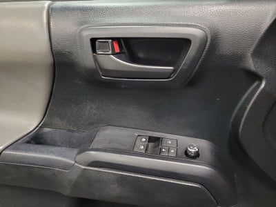 2017 Toyota Tacoma SR