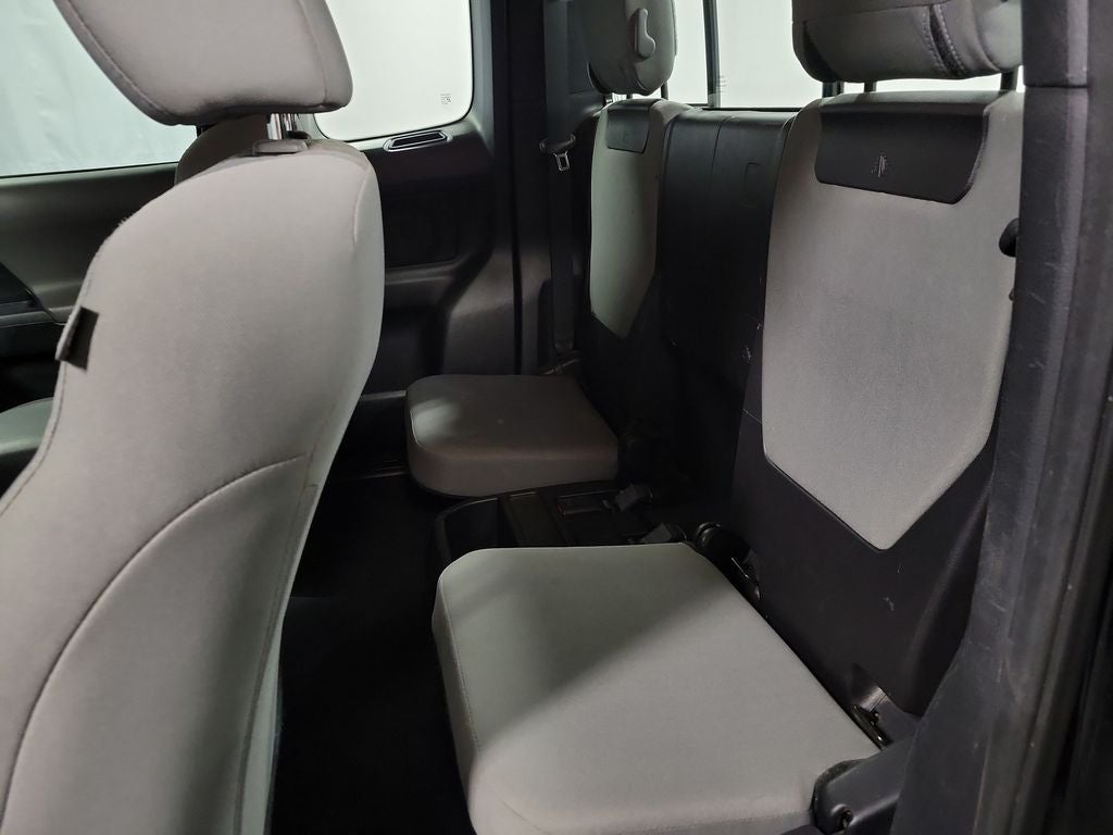 2017 Toyota Tacoma SR