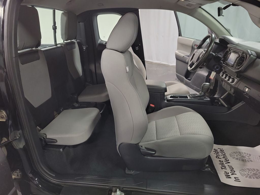 2017 Toyota Tacoma SR