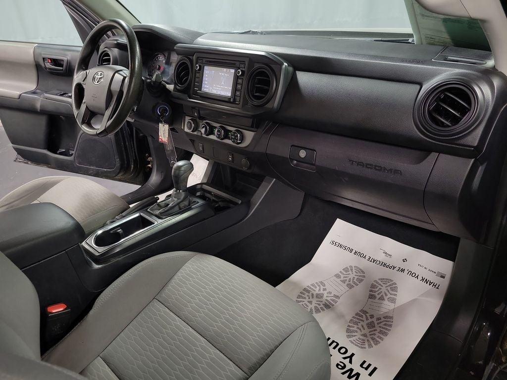 2017 Toyota Tacoma SR