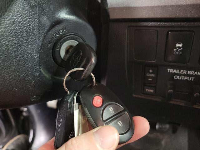 2016 Toyota Tundra SR5