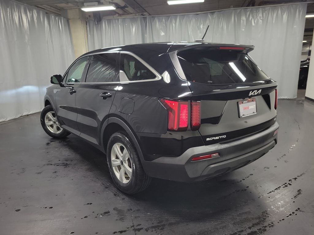 2023 Kia Sorento LX
