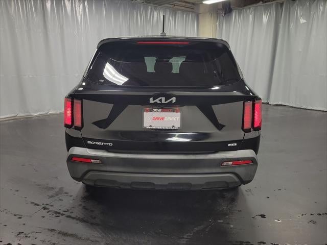 2023 Kia Sorento LX