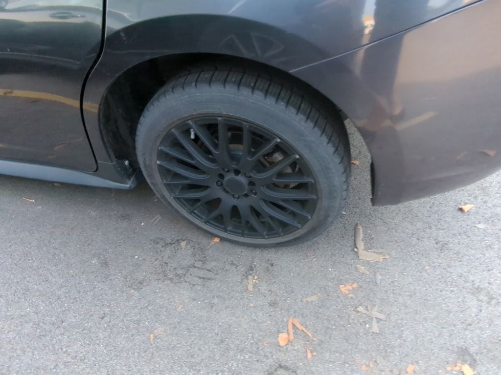 2009 Pontiac Vibe Base