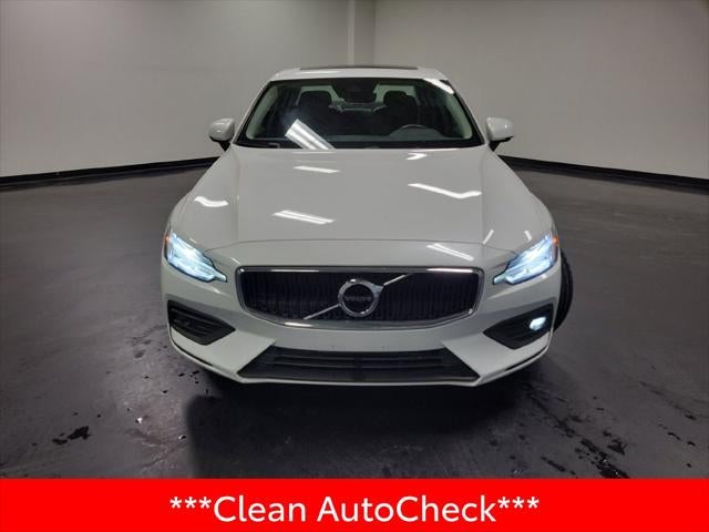2021 Volvo S60 T5 Momentum