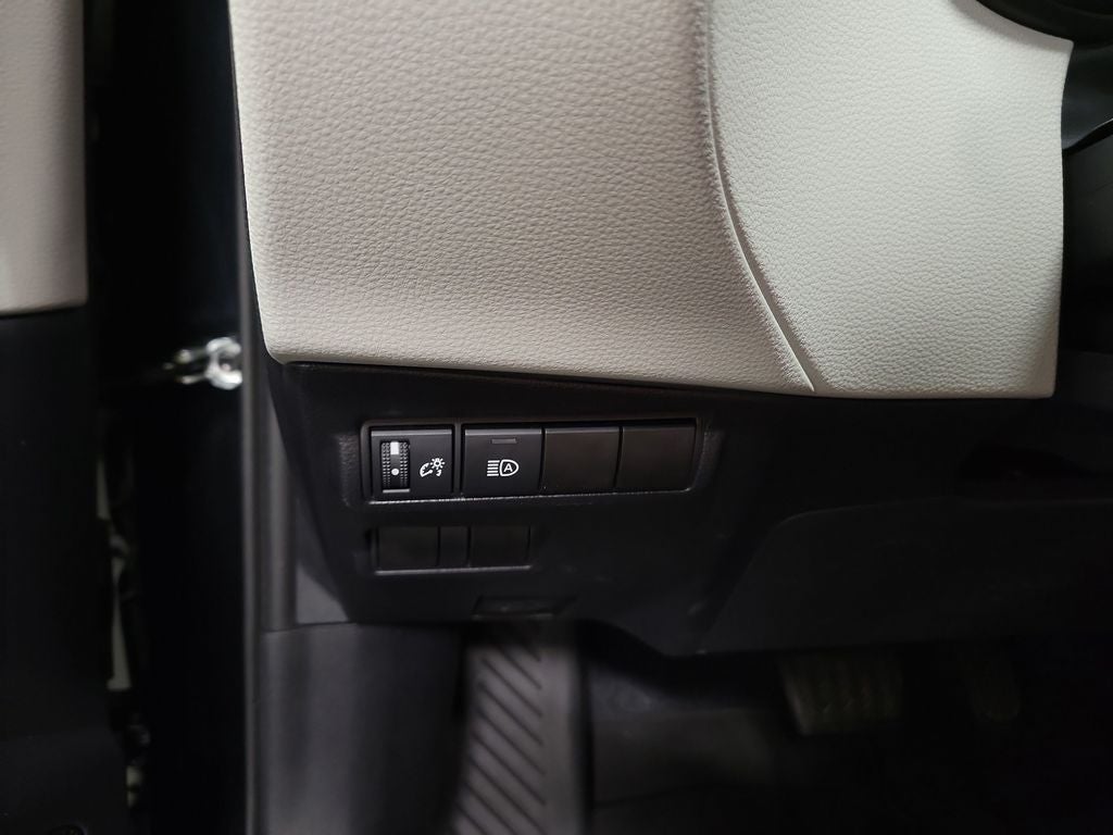 2025 Toyota Corolla Cross L