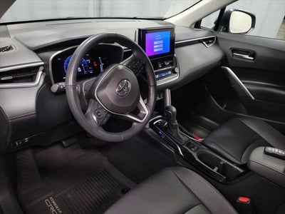 2023 Toyota Corolla Cross XLE