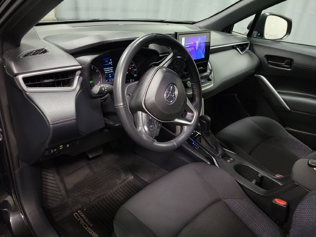 2024 Toyota Corolla Cross Hybrid SE
