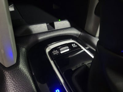 2024 Toyota Corolla Cross Hybrid SE