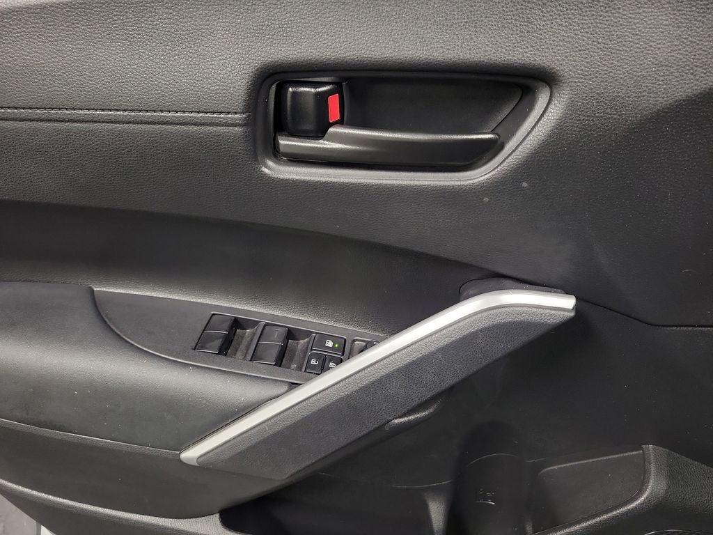 2023 Toyota Corolla Cross Hybrid SE