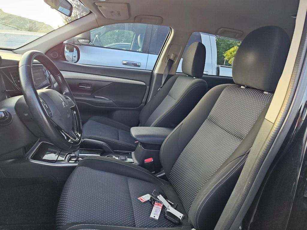 2017 Mitsubishi Outlander SE
