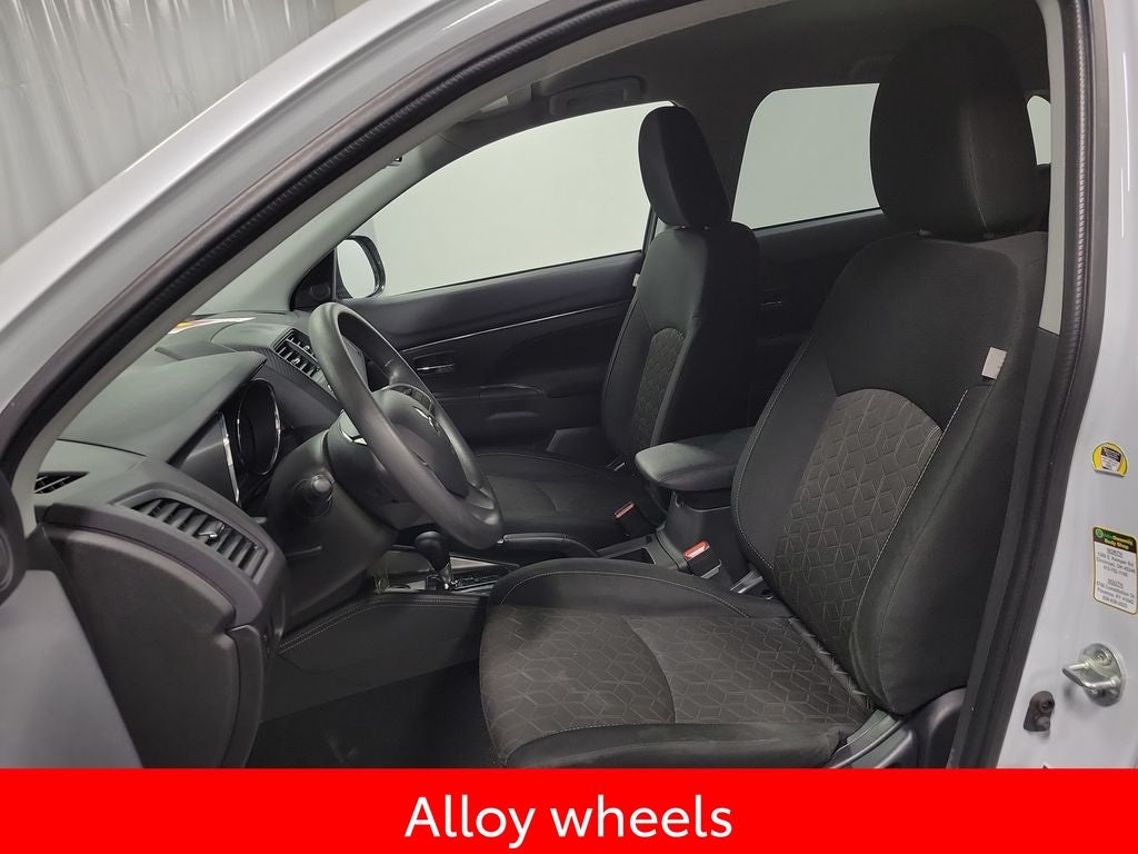 2025 Mitsubishi Outlander Sport 2.0 LE