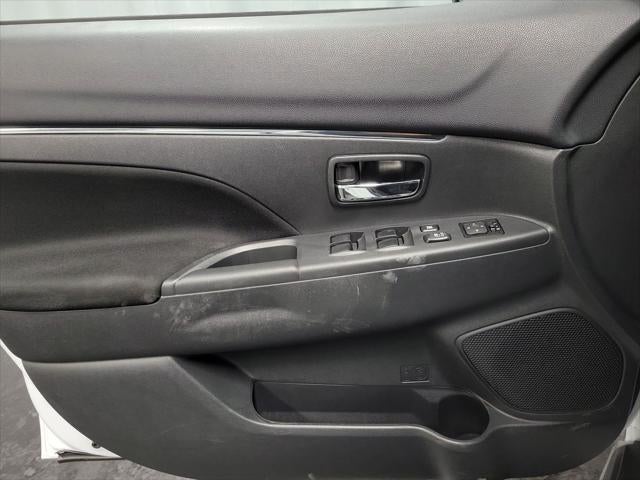 2025 Mitsubishi Outlander Sport 2.0 LE