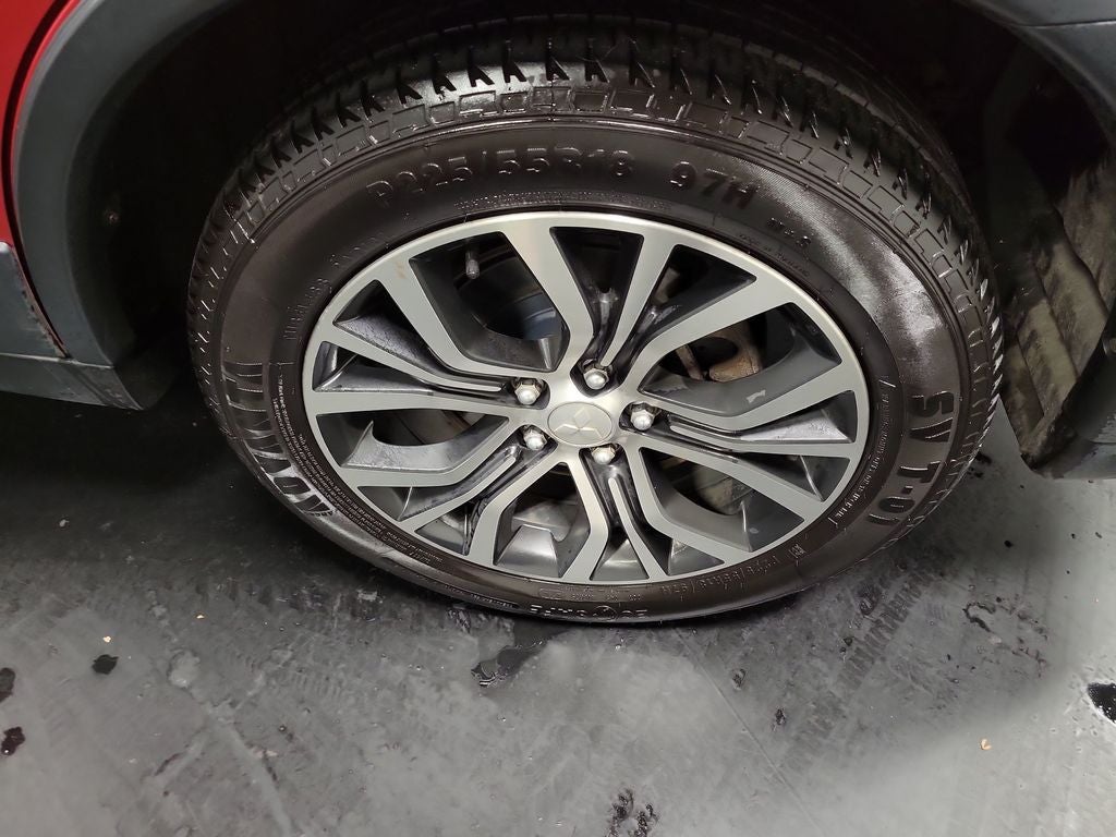 2018 Mitsubishi Outlander LE