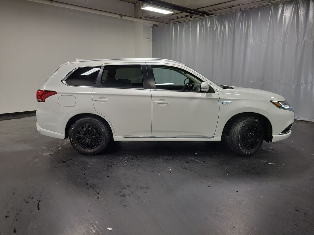 2018 Mitsubishi Outlander PHEV SEL