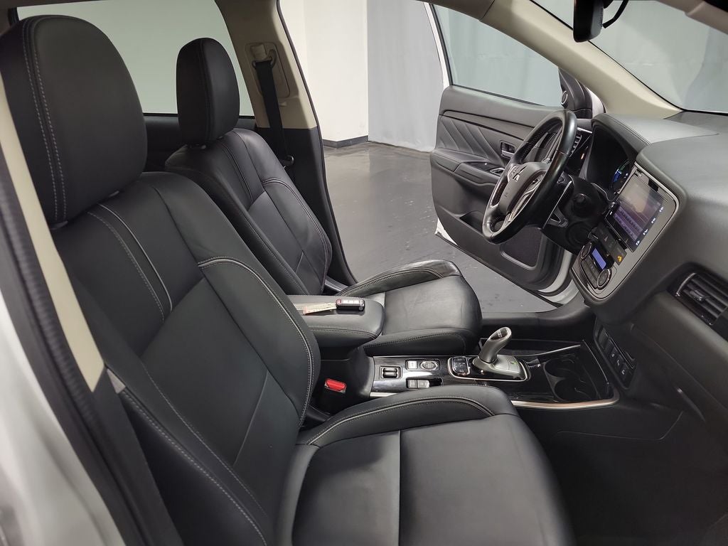 2018 Mitsubishi Outlander PHEV SEL