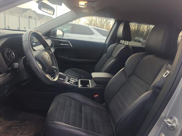 2022 Mitsubishi Outlander SE