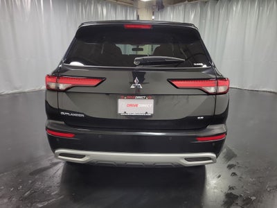 2023 Mitsubishi Outlander SE