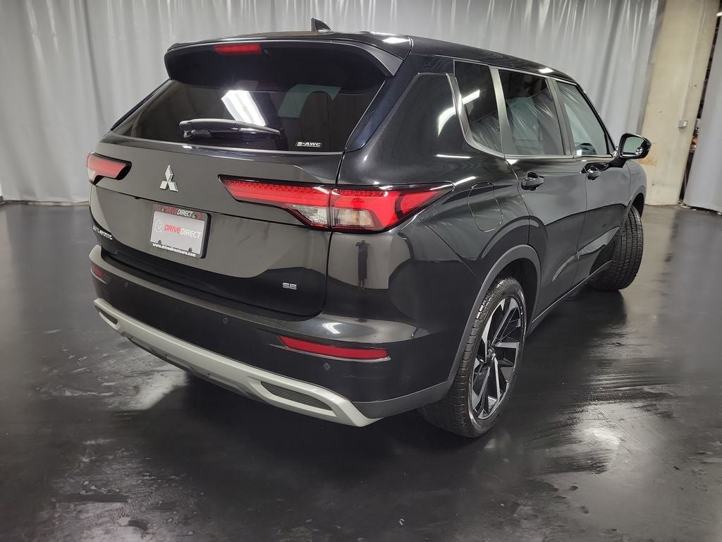 2023 Mitsubishi Outlander SE