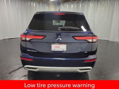2024 Mitsubishi Outlander SE