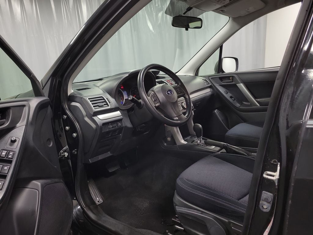 2016 Subaru Forester 2.5i