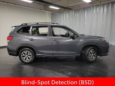 2024 Subaru Forester Premium