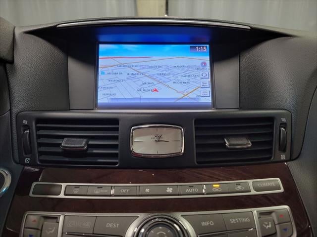 2016 INFINITI Q70 3.7X