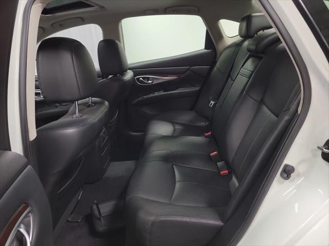 2016 INFINITI Q70 3.7X