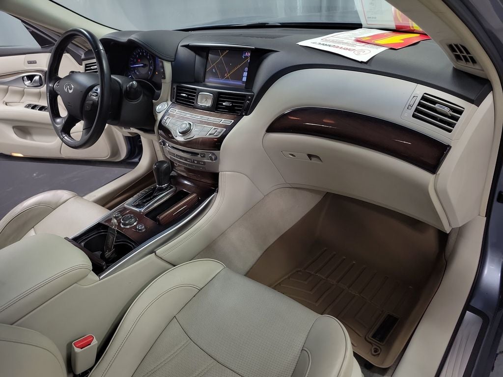 2017 INFINITI Q70L 3.7X