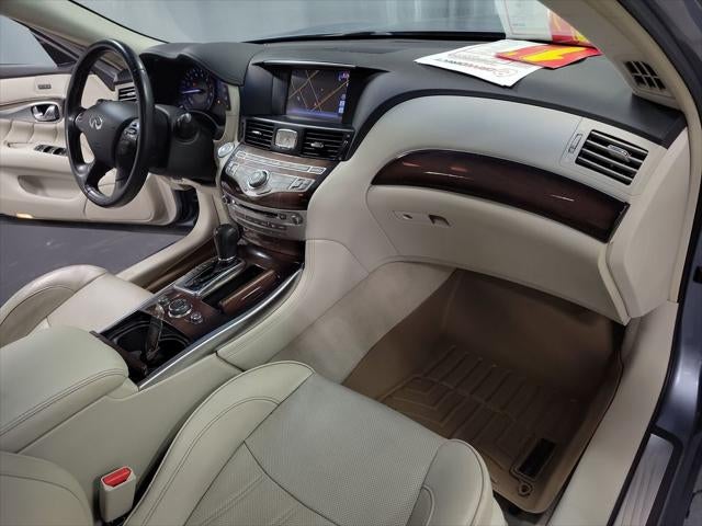2017 INFINITI Q70L 3.7X