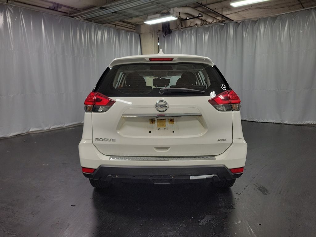 2017 Nissan Rogue S