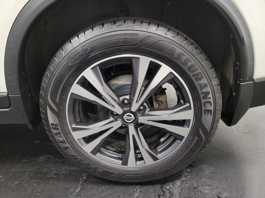 2017 Nissan Rogue SL