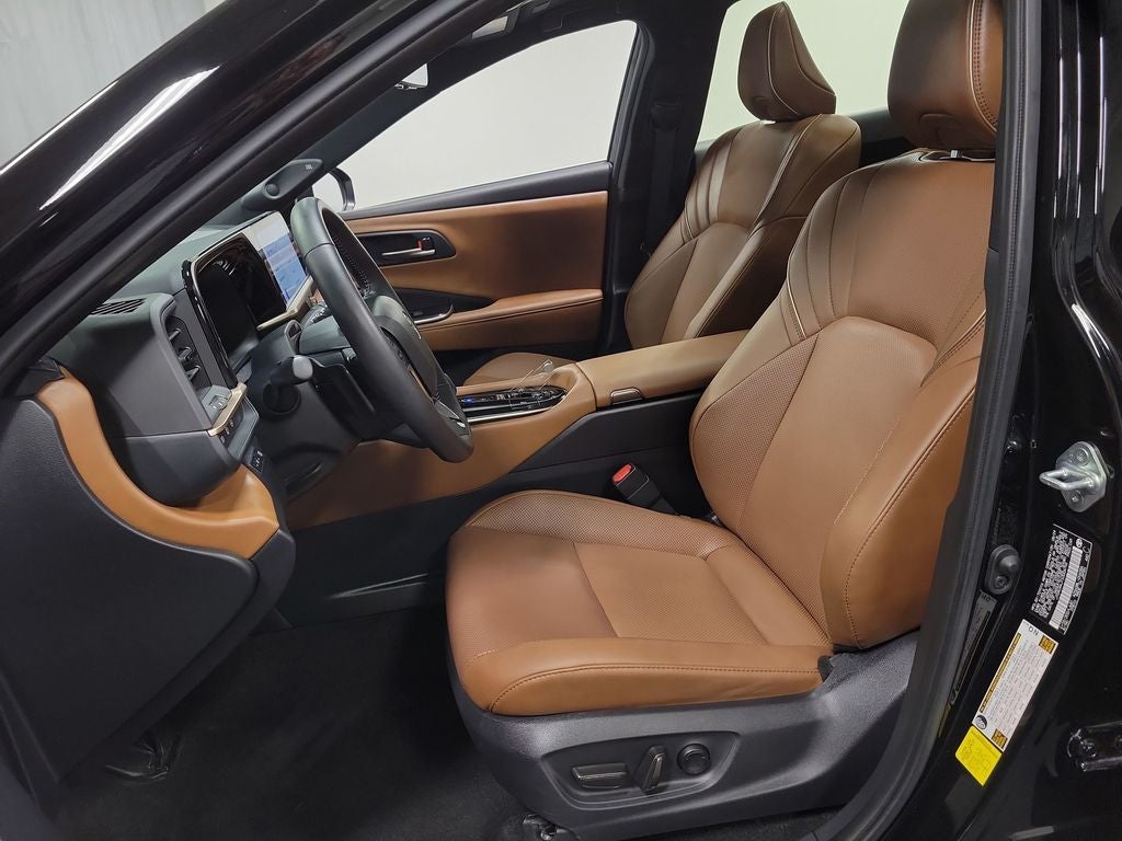 2025 Toyota Crown Signia Limited