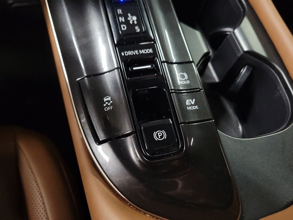2025 Toyota Crown Signia Limited