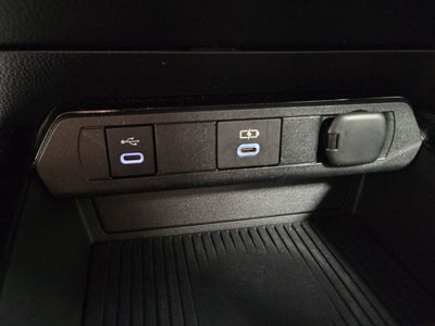 2023 Toyota Prius LE