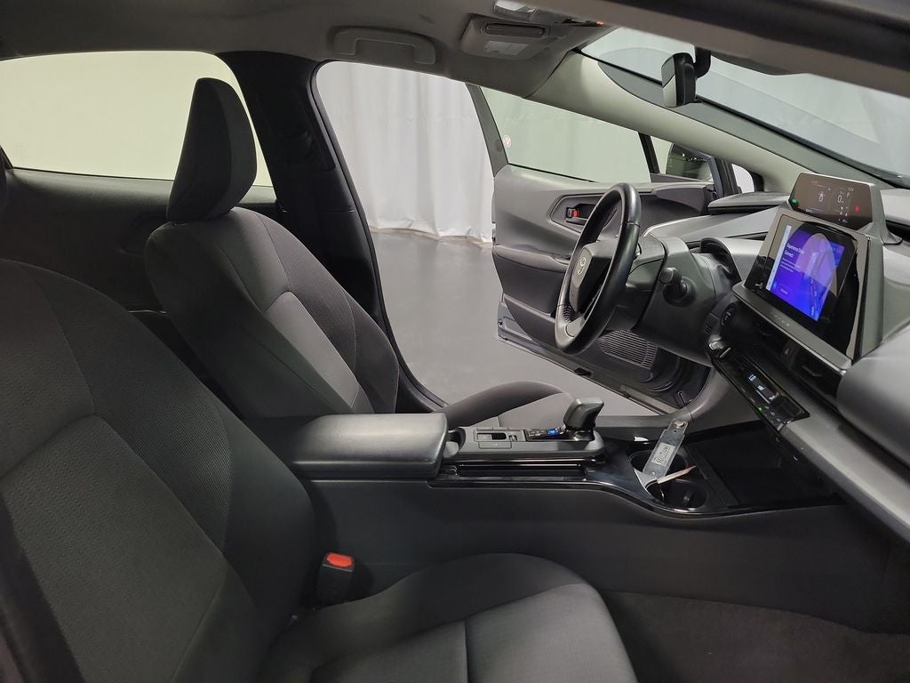 2023 Toyota Prius LE