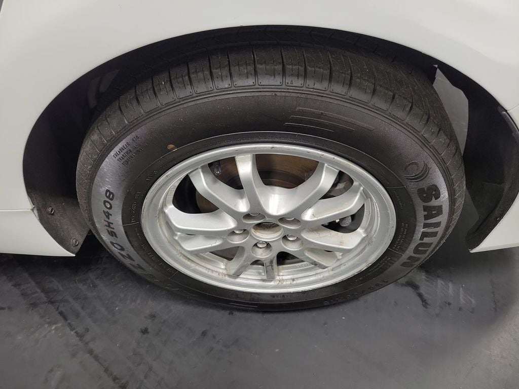 2022 Toyota Prius LE