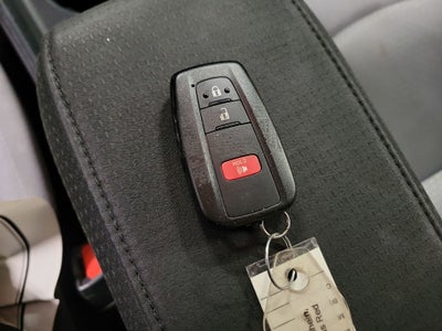 2022 Toyota Prius LE