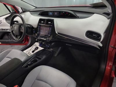 2022 Toyota Prius LE