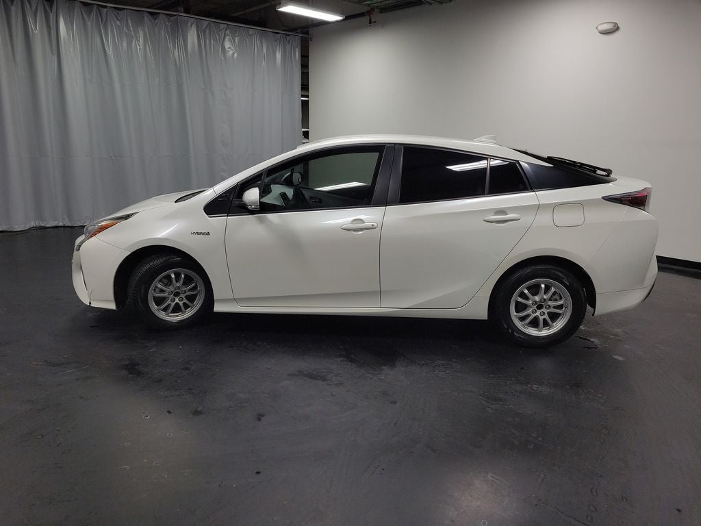 2016 Toyota Prius Two