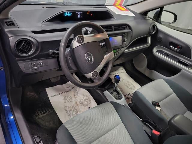 2014 Toyota Prius c Three