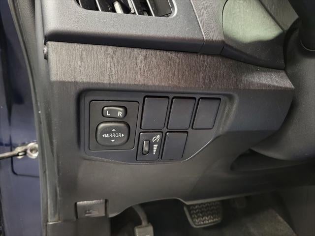 2012 Toyota Prius One